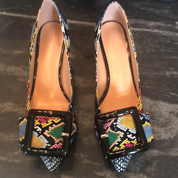 Eldof Woman’s Pump Shoes - Picture 5 of 7